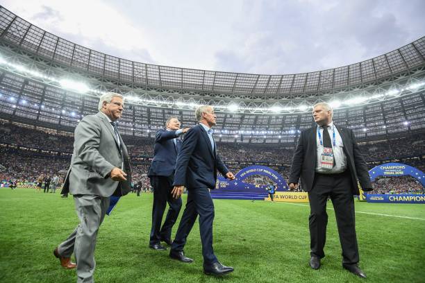 吸引了来自 吸引了来自